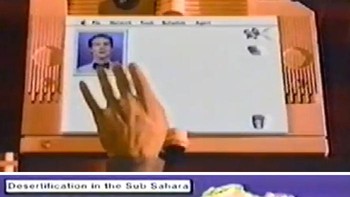 Dalam sebuah video promosi tahun 1987 berjudul Knowledge Navigator , Apple menyajikan sebuah visi teknologi masa depan yang terbukti sangat akurat. Video tersebut memperlihatkan seorang profesor berinteraksi dengan tablet layar sentuh datar yang mirip dengan iPad dan menggunakan asisten digital yang dikendalikan suara—Knowledge Navigator—untuk mengakses informasi dan bahkan menerima panggilan video, seperti Siri dan FaceTime modern. Menariknya, alur waktu fiktif dalam video tersebut ditetapkan pada akhir tahun 2011, tepatnya saat Apple meluncurkan iPhone 4S dan memperkenalkan Siri kepada dunia. Foto: Boredpanda