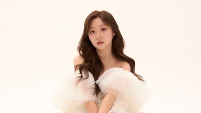7 Foto Prewedding Min eks Miss A, Ketemu Calon Suami Saat Nonton Konser