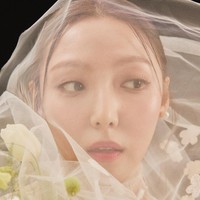 Unggahan foto Min eks Miss A sontak dibanjiri ucapan selamat dari para penggemar dan rekan idol KPop termasuk Luna f(x), Jo Kwon 2PM, Kevin Woo eks U-KISS, hingga Jamie yang turut berbahagia. Foto: dok. Instagram @therealminnn