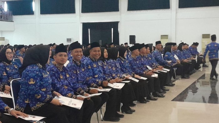 Ratusan PPPK dan CPNS Lubuklinggau dilantik.