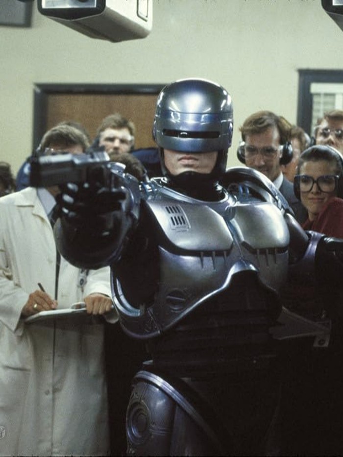 Cuplikan adegan dalam film RoboCop.