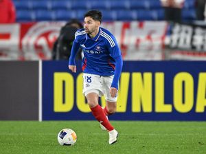 Jadi Starter, Sandy Walsh Gagal Bawa Yokohama F Marinos Kalahkan Vissel Kobe