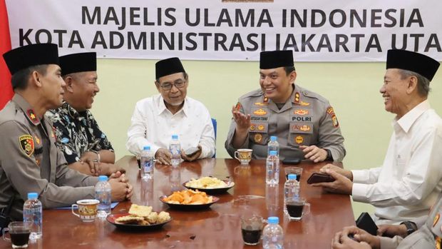 Silaturahmi MUI Jakarta Utara dengan Kapolres Tanjung Priok. (Dok. ist)
