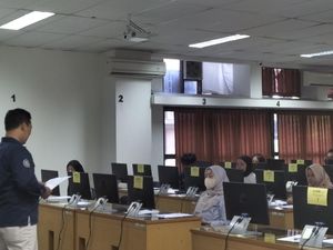 UTBK SNBT 2025 Perdana di UGM, Ada Petugas Kesehatan untuk Peserta yang Sakit