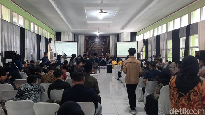Suasana Pleno Terbuka PSU Tasikmalaya