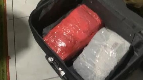 Tangkapan layar penggeledahan di rumah hakim Ali Muhtarom (dok. Istimewa)