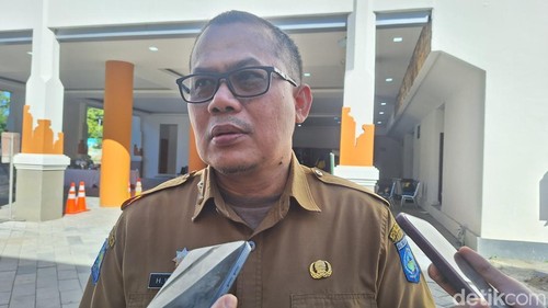 Kepala Biro Ekonomi Setda Provinsi NTB Wirajaya Kusuma diwawancarai, Rabu (23/4/2025).