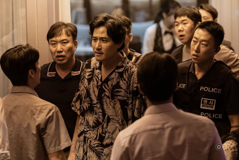 Cuplikan adegan dalam film Yadang: The Snitch (2025).