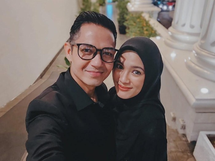 Alyssa Soebandono dan Dude Harlino