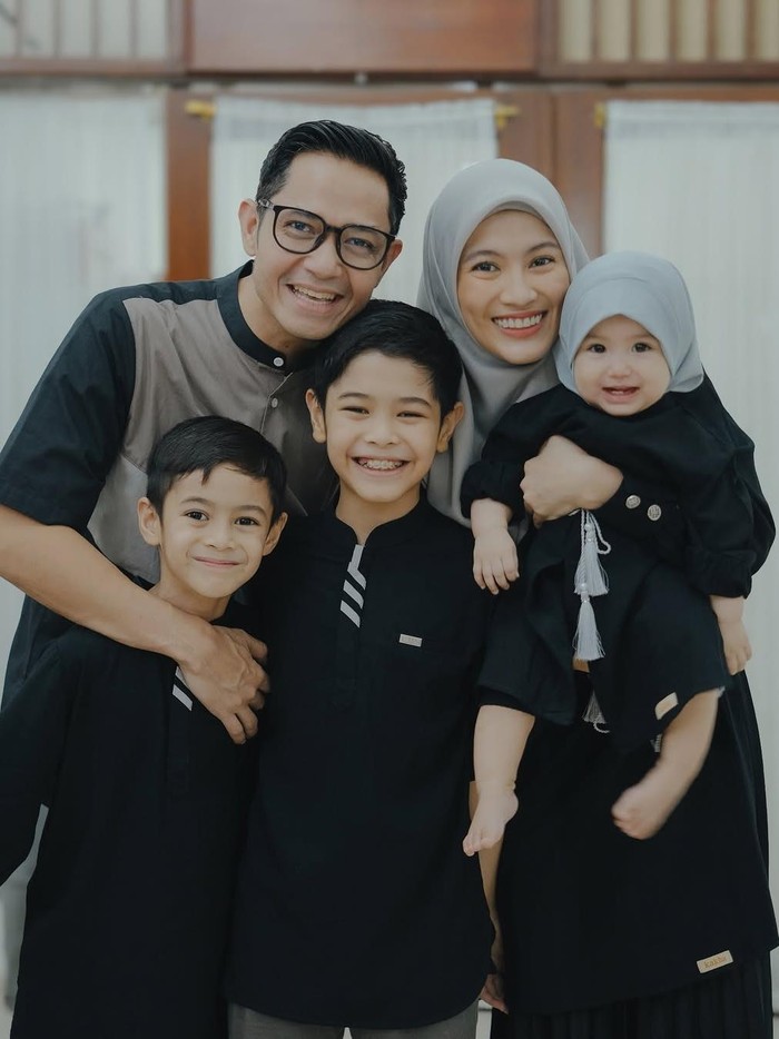 Alyssa Soebandono dan Dude Harlino