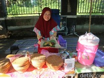 Lika-liku Amel Eks Buruh Pabrik Kini Sukses Jualan Kuliner Jadul di Pati