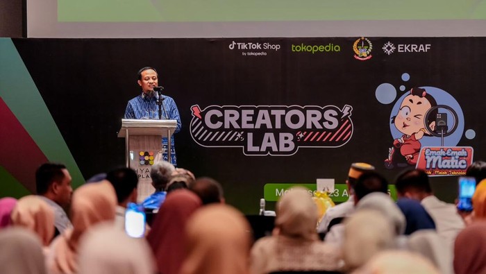 Gubernur Sulsel Andi Sudirman Sulaiman.