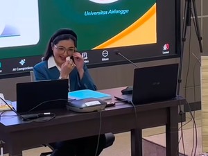 Tangis Bahagia Ashanty Lulus Ujian Proposal Disertasi, Dapat Nilai A