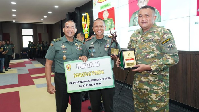 Bupati Bogor Rudy Susmanto dan Dandim 0621/Kabupaten Bogor Letkol Inf Henggar Tri Wahono
