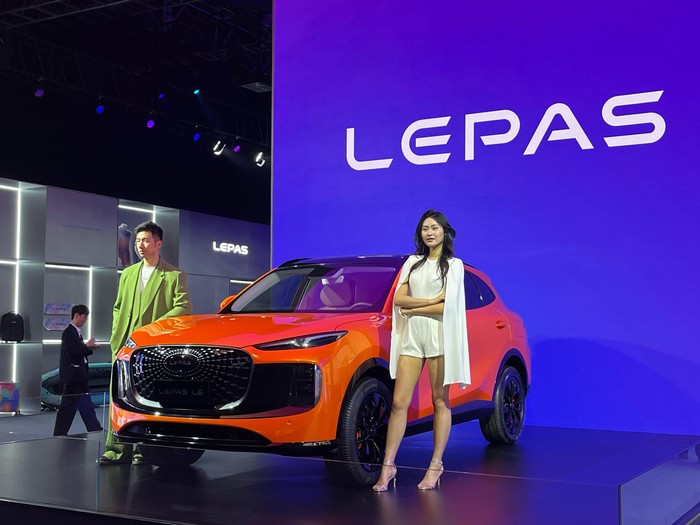 Chery resmi meluncurkan brand baru Lepas pada acara International Business Summit di Wuhu, Anhui, China, Kamis (24/4/2025)