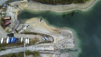 Danau Walchensee memiliki kedalaman hingga 192 meter dan biasanya menjadi destinasi wisata populer, tempat rekreasi air, serta sumber energi melalui pembangkit listrik tenaga air. Kekeringan mengganggu keseimbangan fungsinya.    