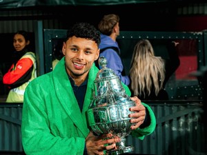 Dean James dan Kevin Diks, 2 Pemain Timnas Indonesia Raih Trofi di Eropa