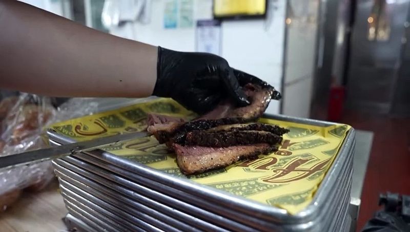 Efek Perang Tarif AS Vs China, Resto BBQ di China Kehabisan Daging Sapi Amerika