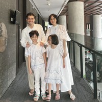 Meski begitu, badai pernikahan datang beberapa kali karena Fachri terjerat kasus narkoba.  Foto: Instagram