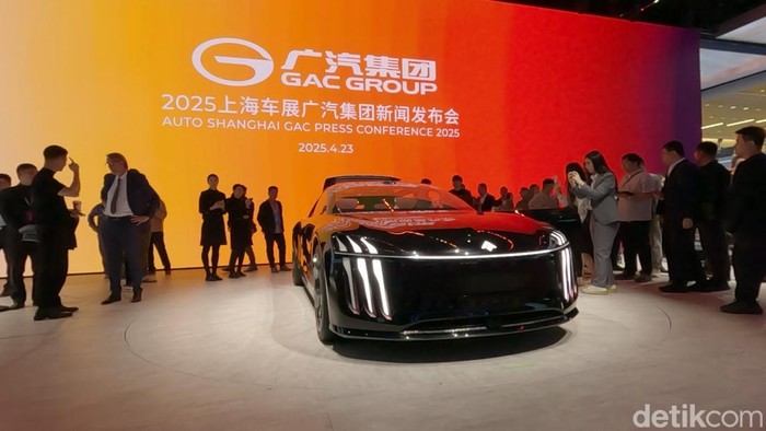 GAC pamer Hyptec EARTH konsep mobil listrik station wagon di Shanghai Auto Show 2025