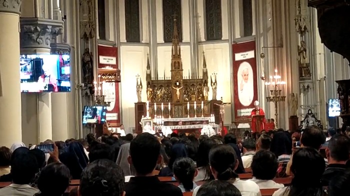 Misa Malam Natal 2025 Jam Berapa? Ini Jadwal Setiap Gereja Indonesia-Makassar