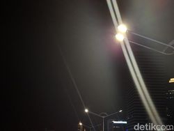 Memotret Jakarta Pakai Samsung Galaxy A56 dari Atas Open Top Bus