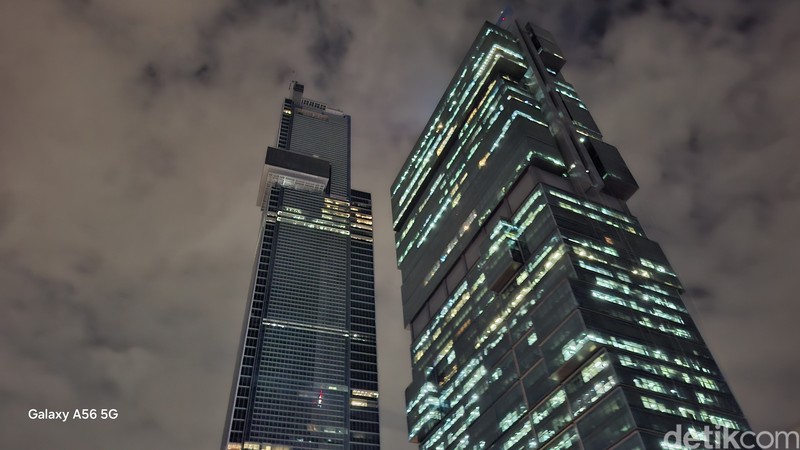 Hasil foto malam Samsung Galaxy A56