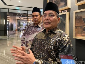 Catat! Ini Jadwal Keberangkatan Perdana Jemaah Haji Embarkasi Padang