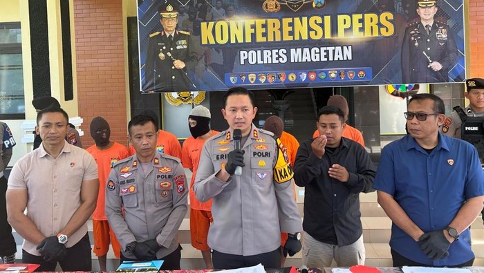 Kapolres Magetan AKBP Raden Erik Bangun Prakasa