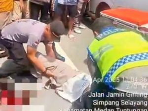 Momen Menyentuh Kapolsek di Medan Lepas Seragam Tutupi Korban Tewas Kecelakaan