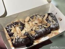 Nikmatnya Kue Balok Lumer Kebanggaan Warga Kemanggisan Jakbar