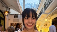 Menurut Celebrity Net Worth, Lisa merupakan member BLACKPINK terkaya. Total kekayaannya mencapai angka lebih dari Rp 675 miliar. Foto: Instagram @lalalalisa_m