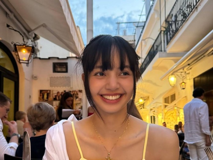 Lisa BLACKPINK