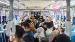 Mantap! Hari Ini Naik Transportasi Umum di Jakarta Cuma Rp 1
