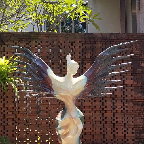 Menikmati 28 Patung dan Alam di Art Jakarta Gardens 2025 digelar di Hutan Kota by Plataran pada 22-27 April 2025.