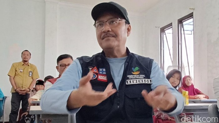 Menteri Sosial (Mensos) Syaifullah  Yusuf atau Gus Ipul di Kabupaten Banyumas, Kamis (24/4/2025).