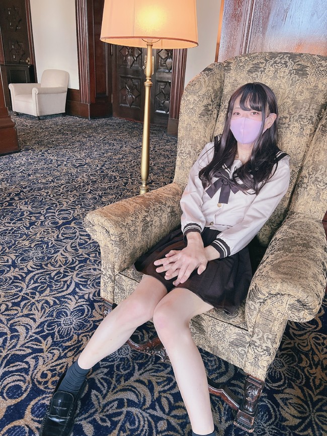 Seorang cosplayer yang dikenal sebagai Nanami Kana sering mengunggah penampilannya. Nanami mengejutkan netizen ketika mengungkap jati diri aslinya yang ternyata bukan wanita.Foto: Dok. Twitter