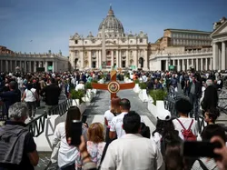 Cara Mengunjungi Roma untuk Pemakaman Paus Fransiskus