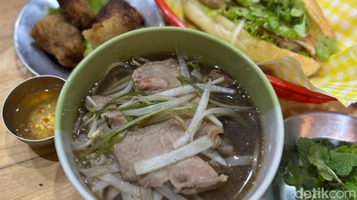 Gurih Hangat! Pho Berkaldu khas Vietnam di Dekat Kampus BINUS