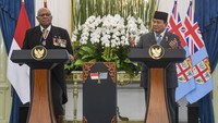Kunjungan tersebut dalam rangka meningkatkan hubungan diplomatik antara Republik Fiji dengan Indonesia dalam bidang pendidikan, pertanian serta pertahanan.
