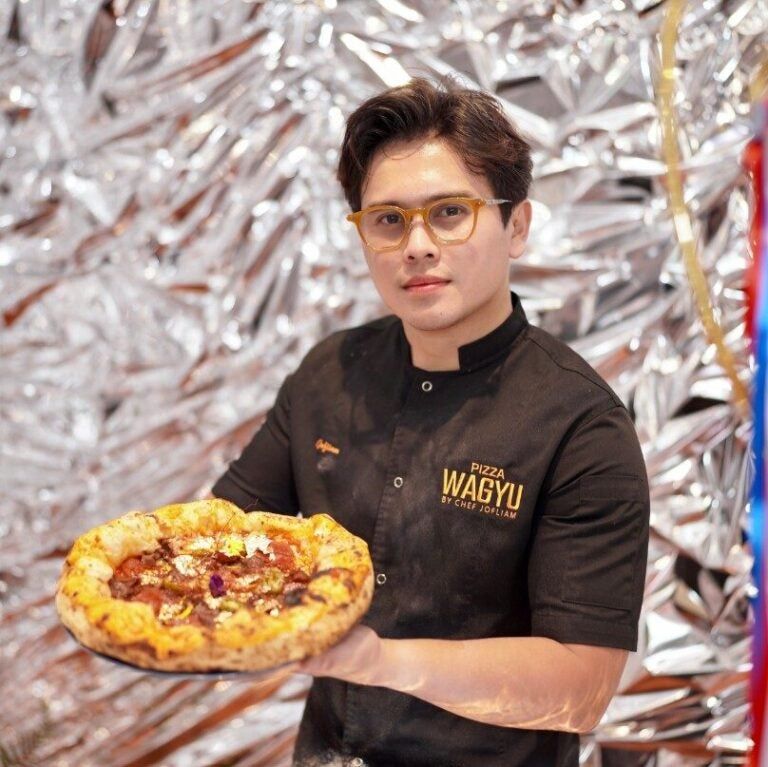 Pria Ini Bagikan Pizza Gratis untuk Ibu Hamil Usai Ejek Lahiran Mantan Istri