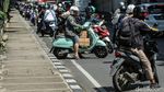 Ramai-ramai Lawan Arah Hindari Polisi di Jaktim