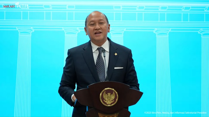 Rosan Roeslani.