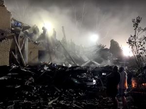 Serangan Rudal Rusia Hantam Ibu Kota Ukraina, 9 Orang Tewas-60 Luka