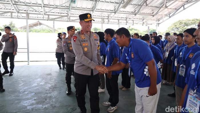 Sebanyak 112 warga Banten mengikuti program pelatihan Polisi Peduli Pengangguran (Poliran) Polda Banten. (Bahtiar/detikcom)
