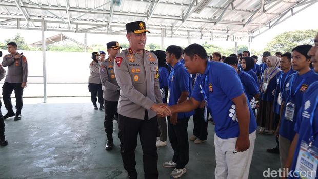 Sebanyak 112 warga Banten mengikuti program pelatihan Polisi Peduli Pengangguran (Poliran) Polda Banten. (Bahtiar/detikcom)