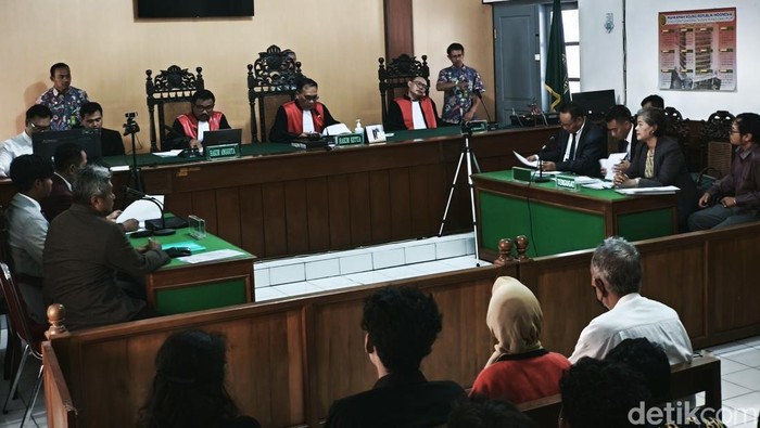 Sidang perkara nomor 99/Pdt.G/2025/PN Skt tentang ijazah Jokowi di Pengadilan Negeri (PN) Solo, Kamis (24/4/2025).