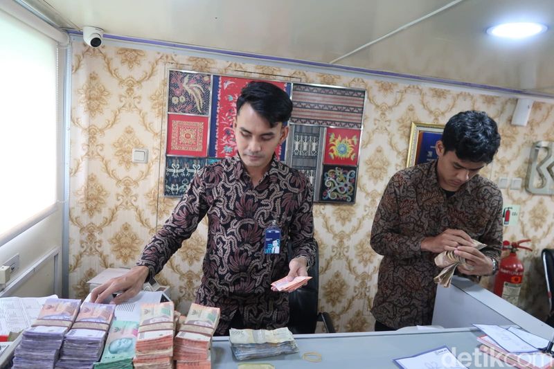 Teras BRI Kapal di Pulau Tidung