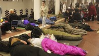 Pada Kamis, 24 April 2025, Kyiv kembali menjadi sasaran serangan besar-besaran dari Rusia yang melibatkan rudal dan drone.   