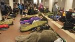Warga Kyiv Berlindung di Metro Saat Serangan Rudal Rusia